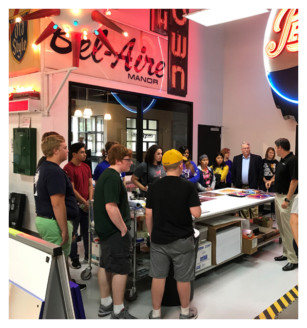Sign Manufacturing Day