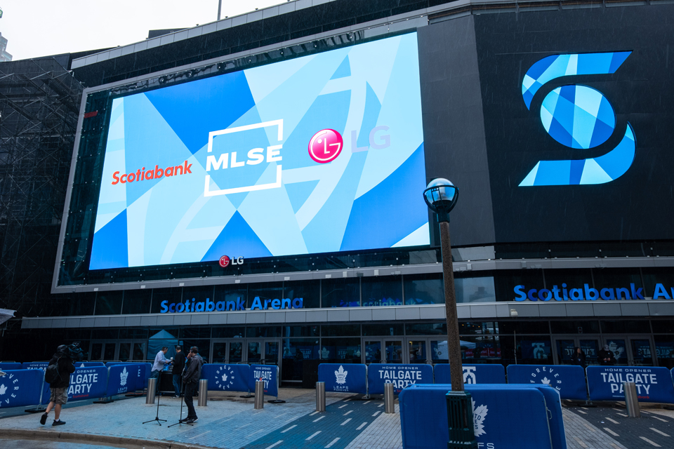 The Raptors' Scotiabank Arena Received a WELL Safety Rating - Sports  Illustrated Toronto Raptors News, Analysis and More