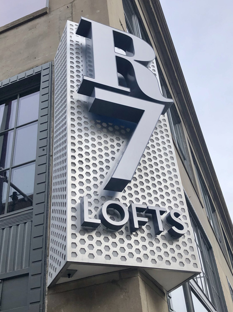 LED