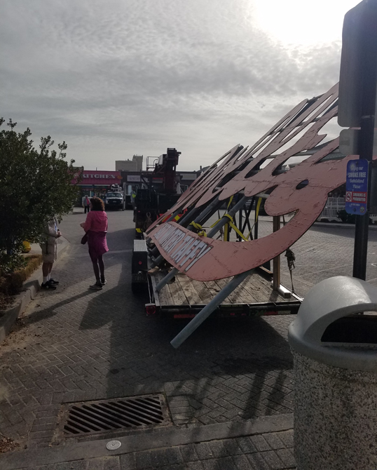 dolle's saltwater taffy sign