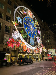 Saks Holiday Light Show