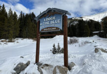 Blue Resort Sign