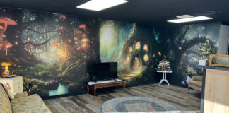 Alice in Wonderland Wall Mural